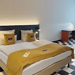 Ξενοδοχείο - The Niu, Form Feuerbach By Ihg