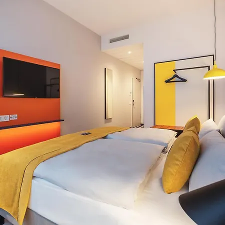- The Niu, Form Feuerbach By Ihg Hotel 3*
