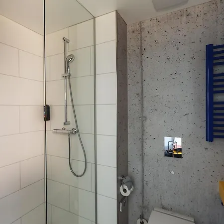 - The Niu, Form Feuerbach By Ihg 3* Stuttgart