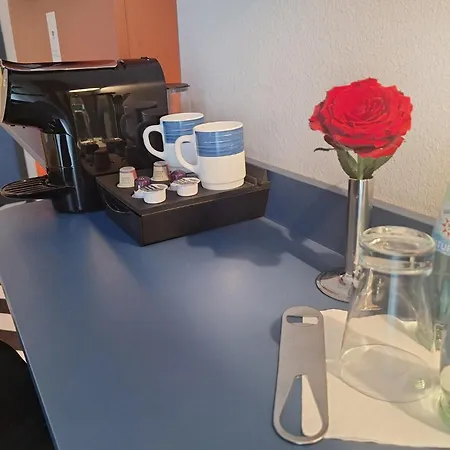 - The Niu, Form Feuerbach By Ihg