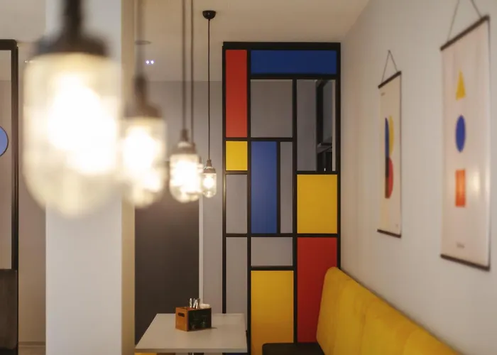 - The Niu, Form Feuerbach By Ihg