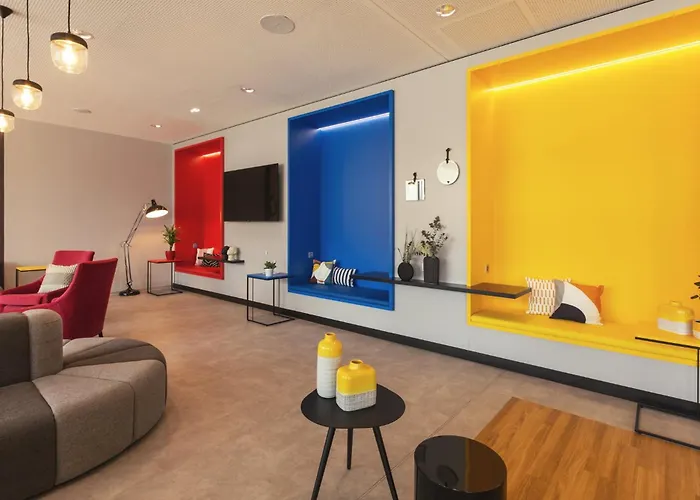 Hotell - The Niu, Form Feuerbach By Ihg