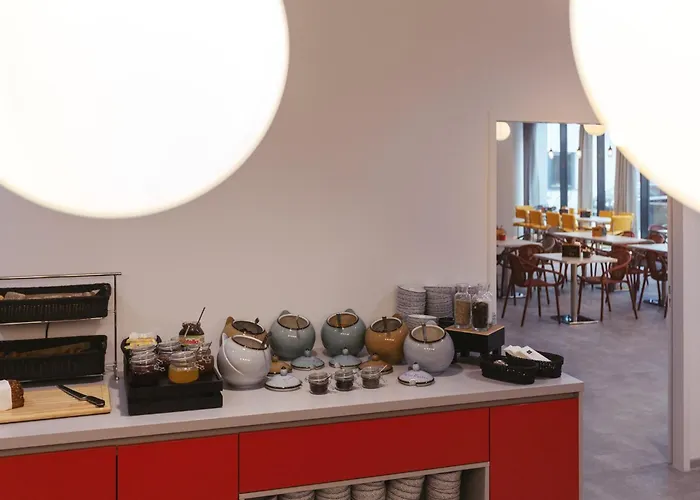 Hotell - The Niu, Form Feuerbach By Ihg 3*