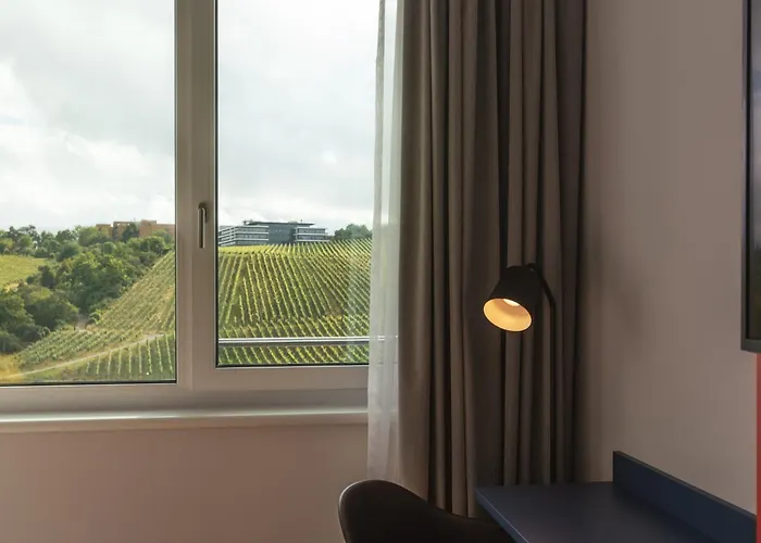 - The Niu, Form Feuerbach By Ihg Hotel Stuttgart