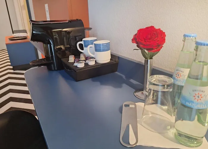 - The Niu, Form Feuerbach By Ihg