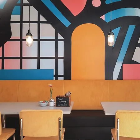 - The Niu, Form Feuerbach By Ihg Отель